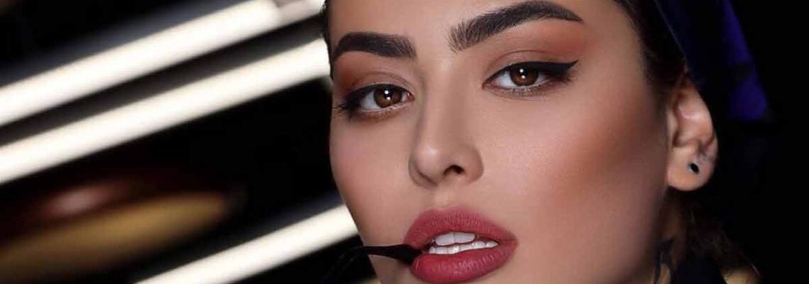 متخصصان زیبایی متعجب شدند! چرا پوست ریحانه پارسا مثل ۱۸ سالگی‌اش مانده؟!